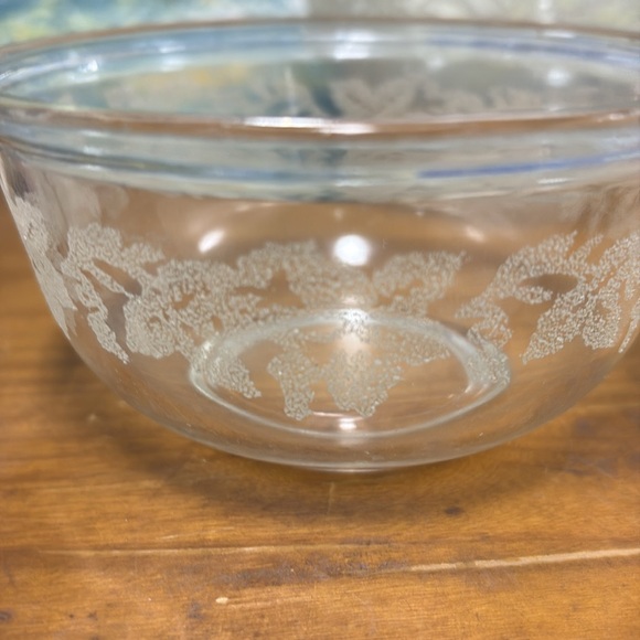 Set of 3 Bartlett Collins Nesting Mixing Bowls Frosted Grape/Grapevine Design - Picture 4 of 5
